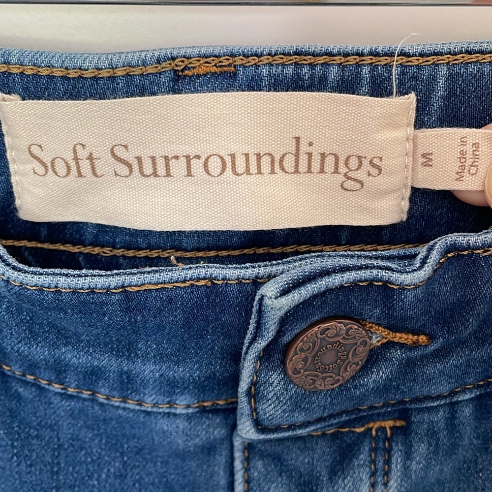 Soft Surroundings Women’s Denim Pull On Bermuda Shorts Medium - Picture 6 of 7